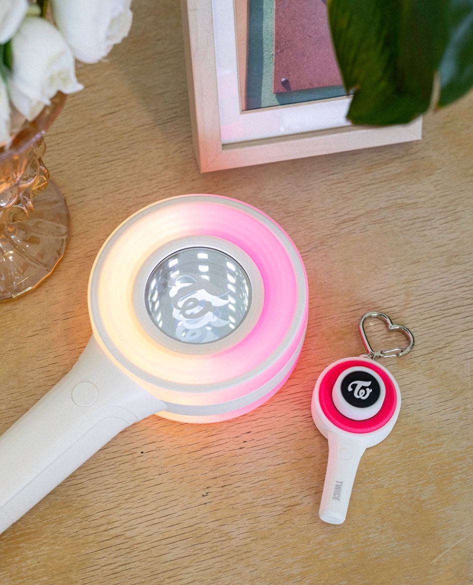 TWICE - CANDYBONG CLICKER (THIS IS FOR WORLD TOUR FINALE IN SEOUL) Nolae